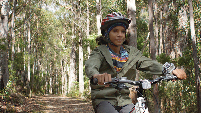 Actfwhatsontv200320bw1 Actfwhatsontv200320bw1